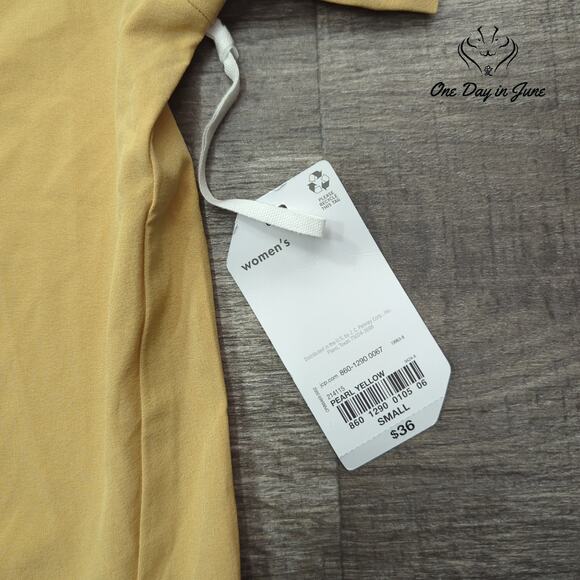 Stylus Short Sleeve Top Size S - Picture 2 of 5